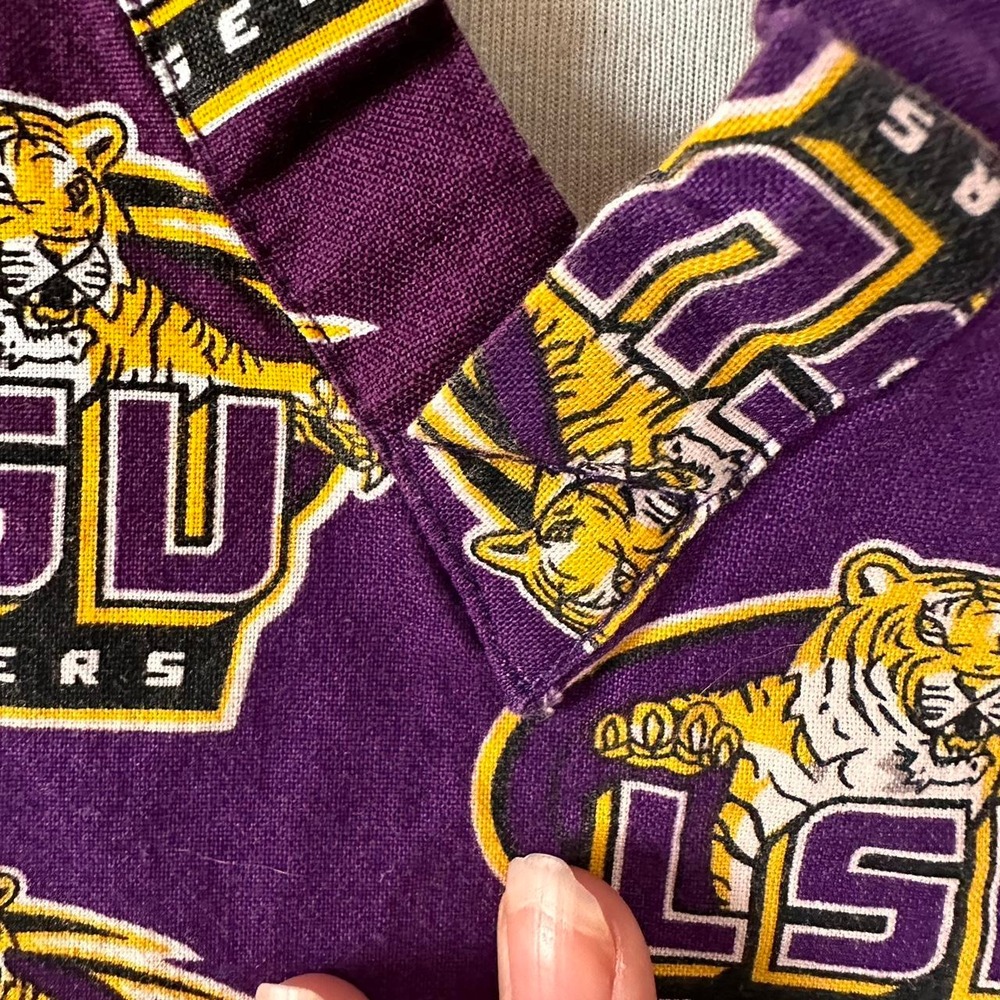 LSU scrub top - Picture 3 of 6